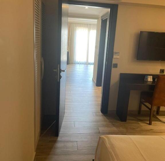 Номер Deluxe, Göcek Random Rooms By Lookbookholiday