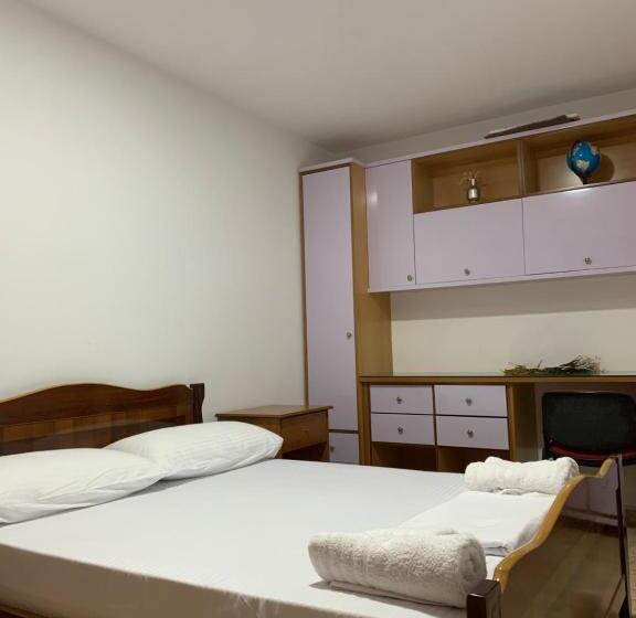 اتاق لوکس چهار تخته, Oxhaku Guest House