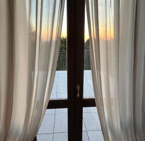 Полулюкс с Балконом, 039 Maggioni B&b