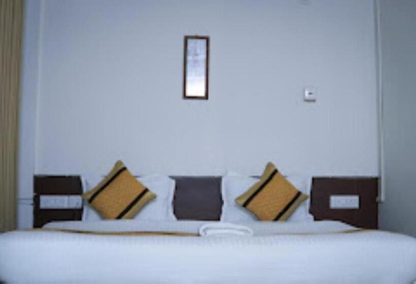 Семейный Номер, Erica Residency Guwahati