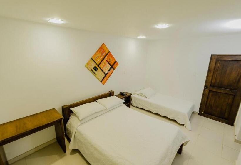 اتاق سوپریور سه تخته, Rancho Regis