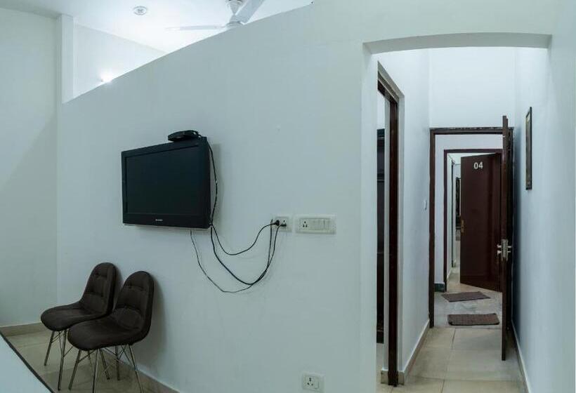 Президентский Люкс, Krishna Garden Hotel & Restaurant
