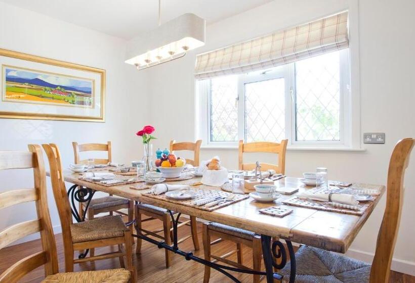 Номер Deluxe, Twiga House Bed And Breakfast
