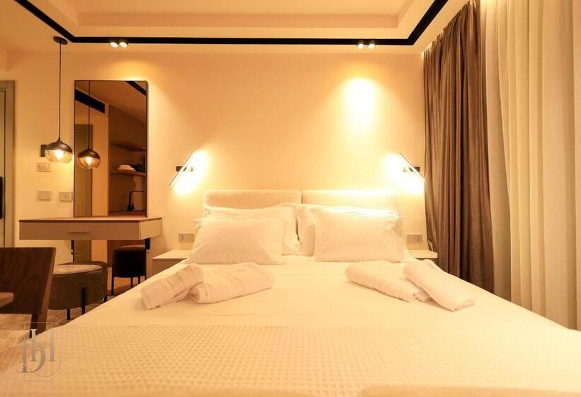 스탠다드 트리플 발코니 룸, Deha Rooms & Apartments