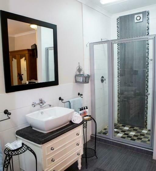 Номер Стандарт, Ons Dorpshuis Guest House