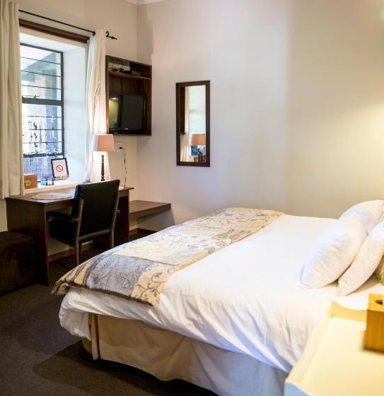 Номер Стандарт, Ons Dorpshuis Guest House