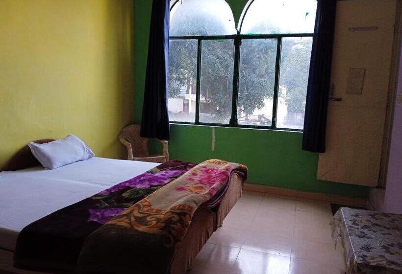 标准间, Krishna Paying Guest House