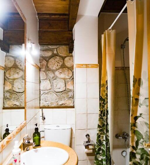 Трехместный Номер Классика, Posada La Estela Barros