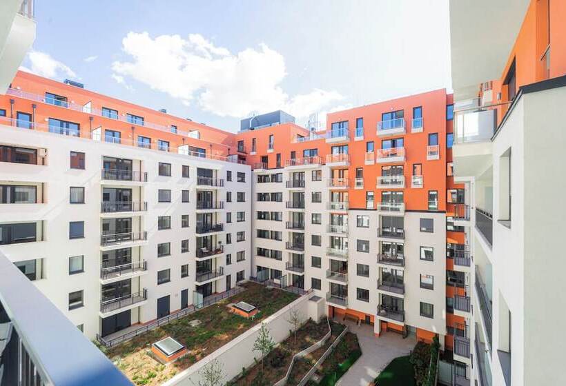 استودیوی استاندارد, Spirit Apartments By Urbanrent