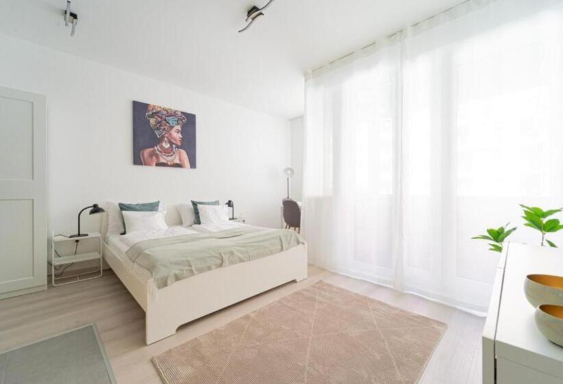 استودیوی استاندارد, Spirit Apartments By Urbanrent