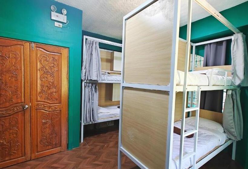 Cama em Quarto Compartilhado, 80 Bar Hostel