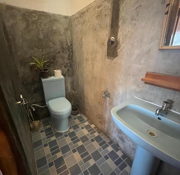 Номер Стандарт Вид на Сад, Just Another Guesthouse