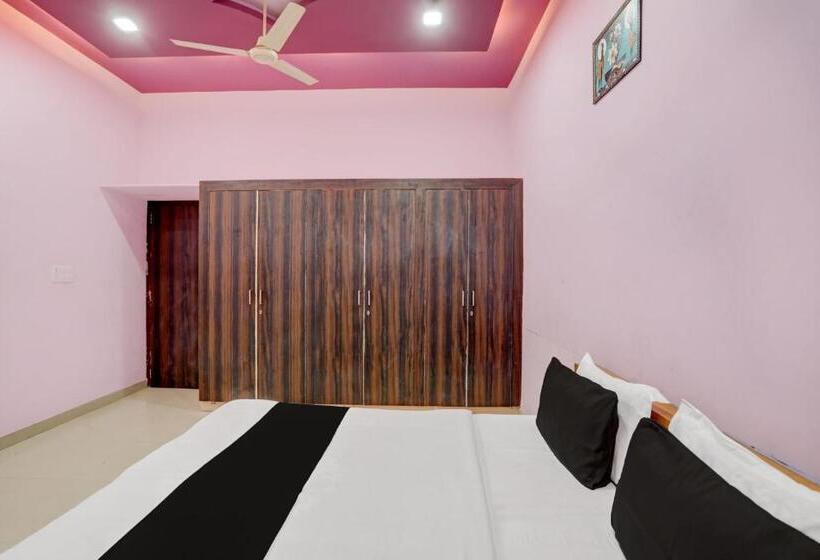 Quarto Triplo Clássico, Collection O Dev S Villa