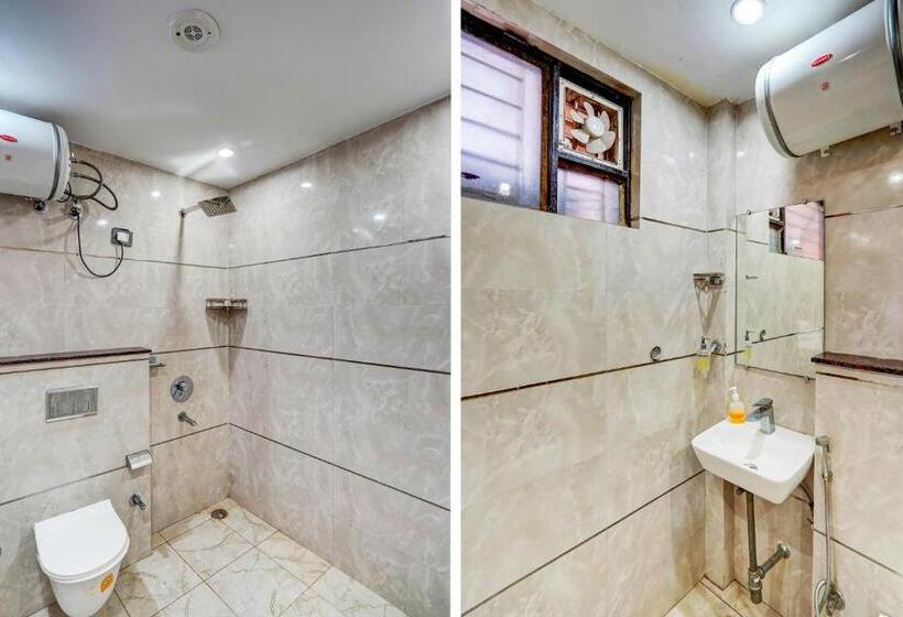 Трехместный Номер Классика, Oyo 82107 Golden Inn