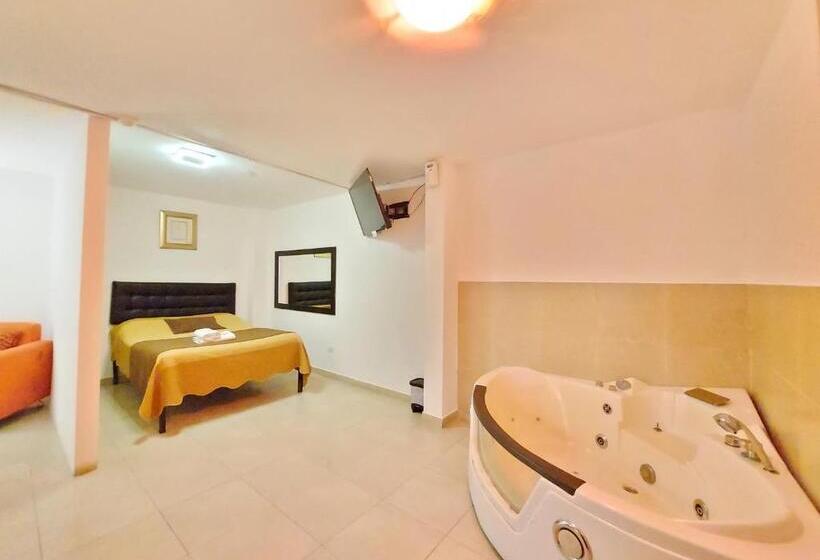 Номер Стандарт с Гидромассажем, Hostal Murgeon Boutique