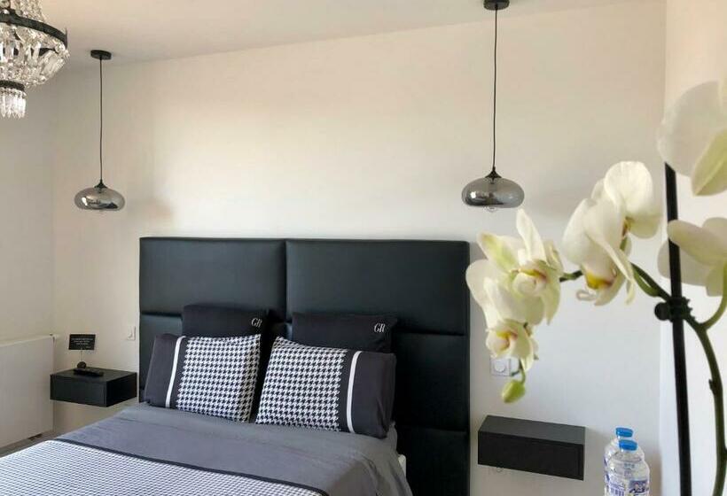 Номер Комфорт, Hôtelya   Lille Villeneuve D Ascq