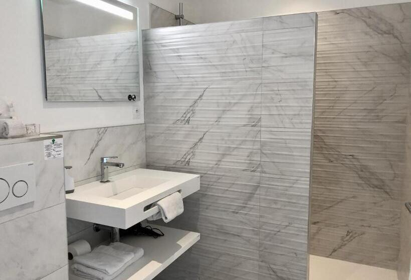 Номер Superior, Hôtelya   Lille Villeneuve D Ascq