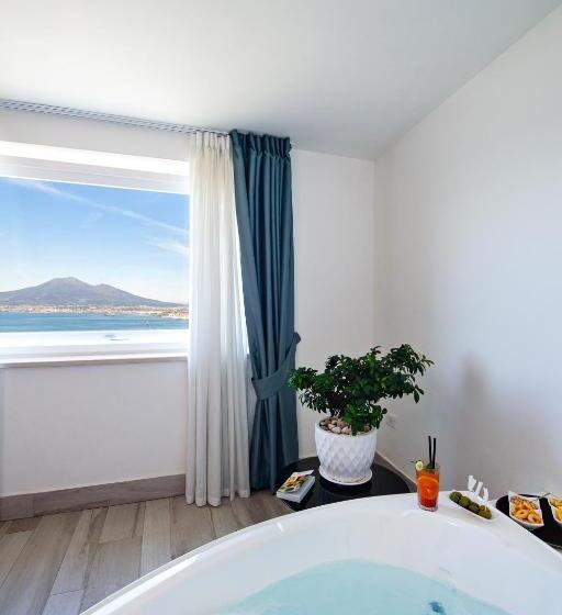 Полулюкс Вид на Море, Relais Manfredi