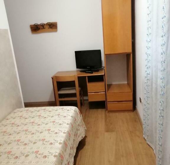 标准单人间, Albergo Moleta