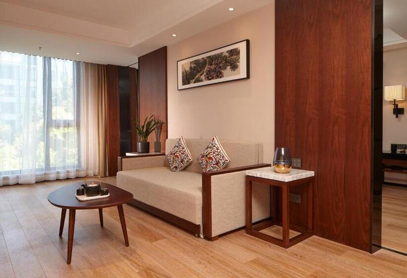 سوییت جونیور, Ssaw Boutique Hotel Yangzhou