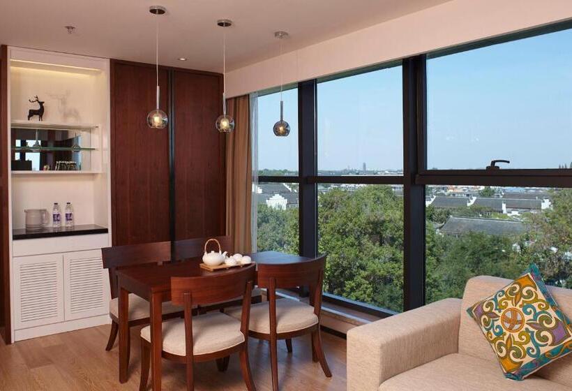 Deluxe Suite King Bed, Ssaw Boutique Hotel Yangzhou