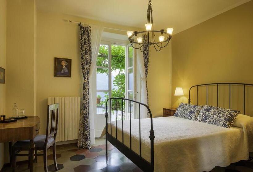 レイクビュークラシックルーム, B&b Villa Le Ortensie