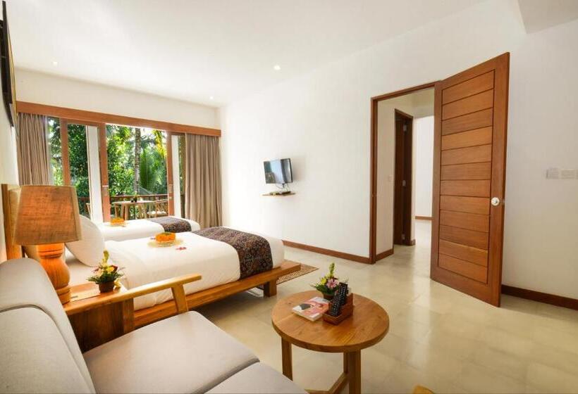 Номер Deluxe Вид на Бассейн, Purana Boutique Resort