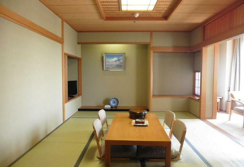 Номер Стандарт Вид на Море, Shizuoka Country Hamaoka Course &