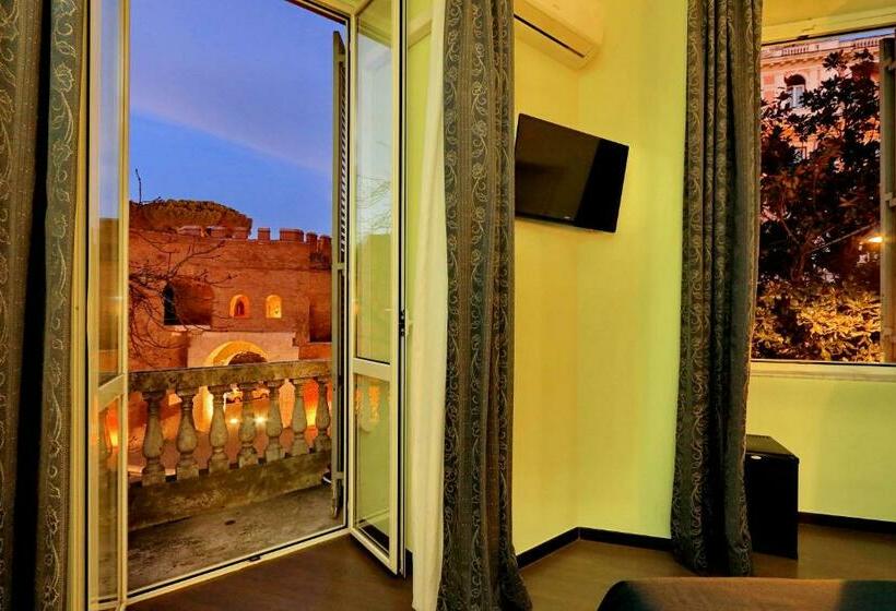 Deluxe Room with Balcony, Relais At Via Veneto