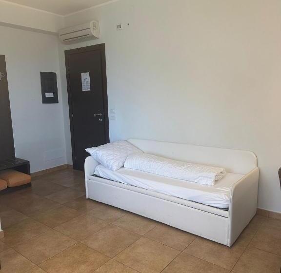 اتاق استاندارد چهار تخته, Villa Ginevra Resort Agrituristico