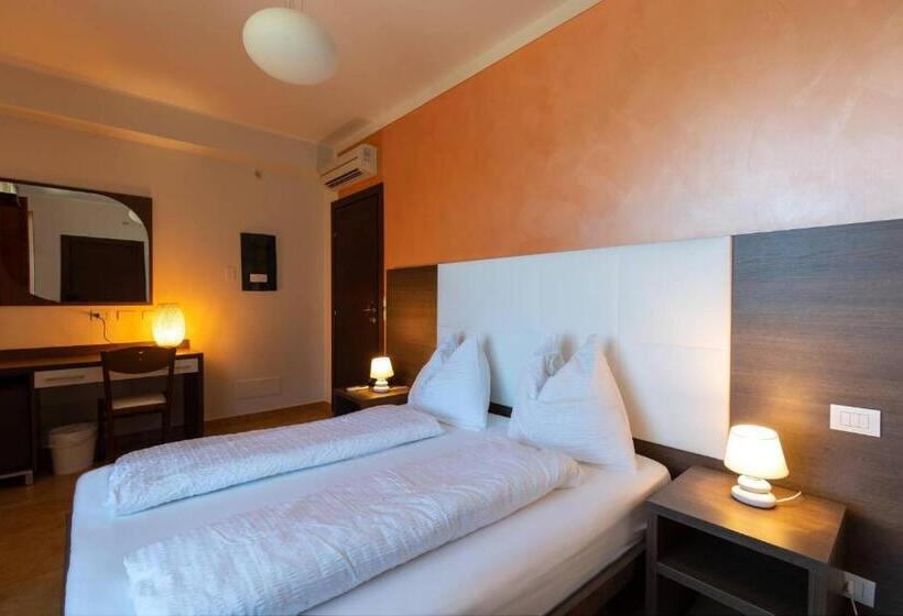 اتاق استاندارد, Villa Ginevra Resort Agrituristico
