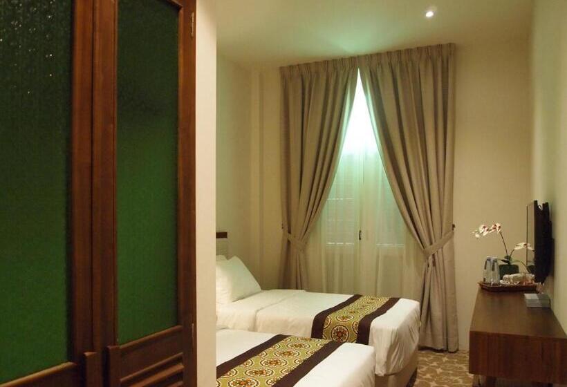 Chambre Standard, Kapitan Kongsi