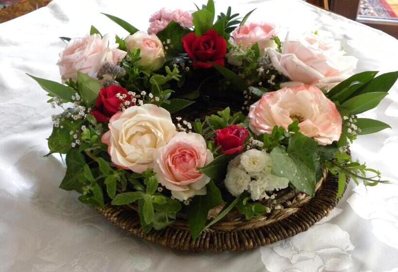 غرفة أساسية, Internat Schloss Spiegelberg