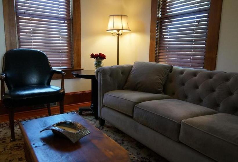 Дом 4 Спальни, R&r Guesthouse