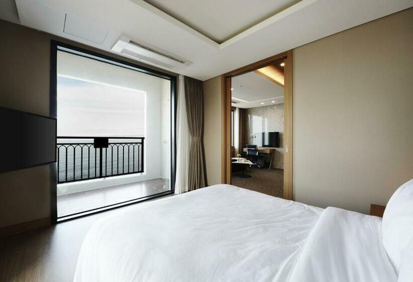 סוויטת ג'וניור, Ramada By Wyndham Gangwon Sokcho