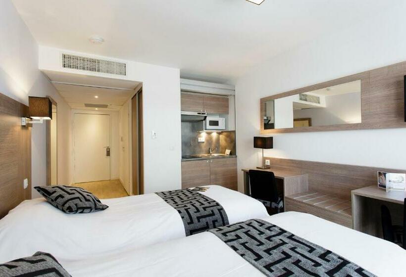 Студия Стандарт, Tulip Inn Massy Palaiseau  Residence