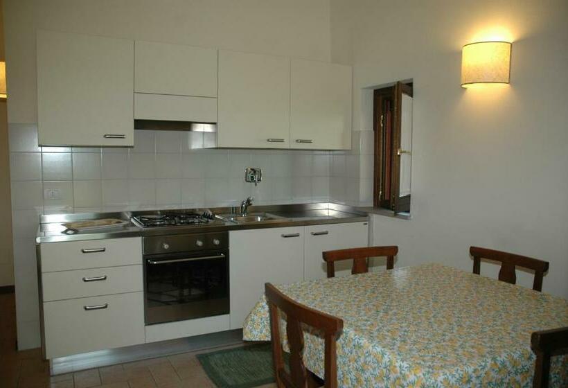 آپارتمان 1 خوابه, Residenza Torre Acquatino