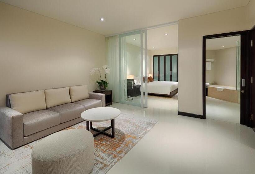 سوییت اجرایی, The Costa Nha Trang Residences