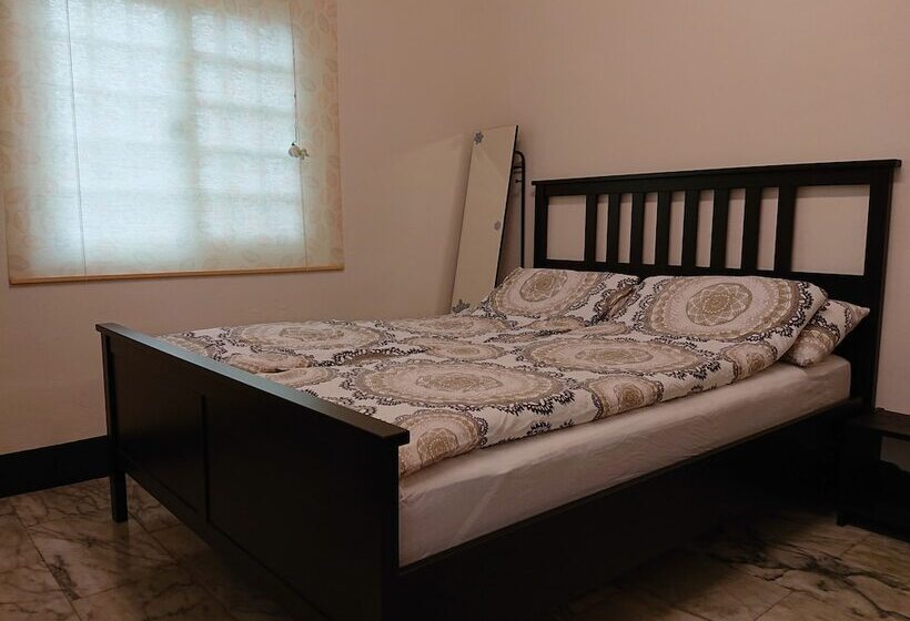 اتاق استاندارد با سرویس بهداشتی مشترک, Beginning Guesthouse   Hostel