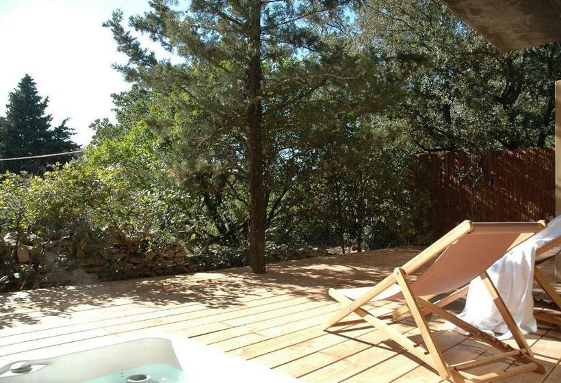 Стандартный Номер Кровать Кинг, Bien Loin D Ici Spa B&b