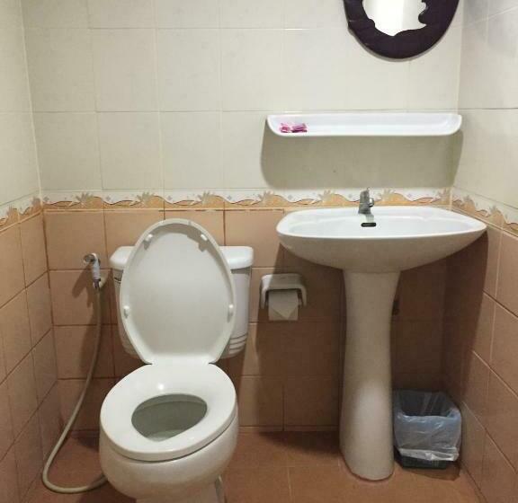 اتاق استاندارد سه نفره, Md House