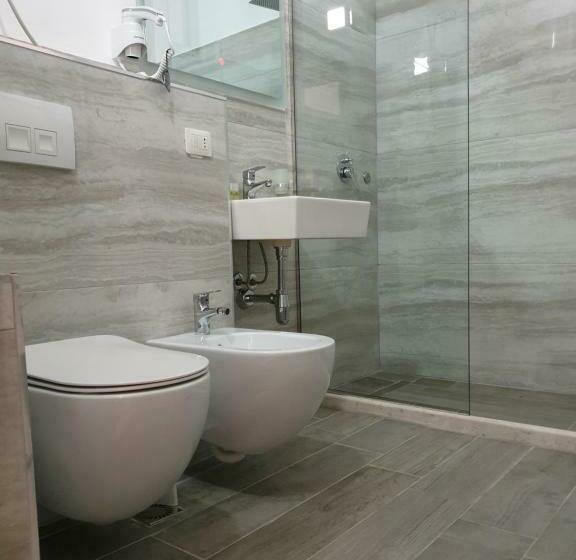 اتاق استاندارد چهار تخته, Perandor Beach