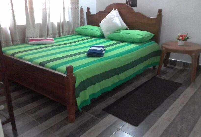 اتاق اکونومی, Elephant Safari Lodge Sigiriya Junction
