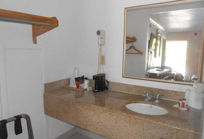 Номер Стандарт 2 Двуспальные Кровати, Executive Garden Titusville