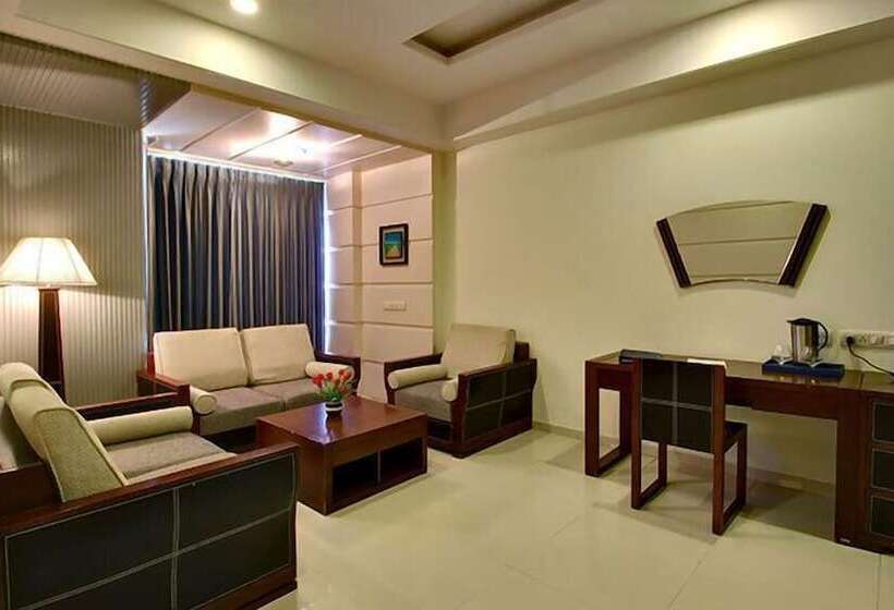 سوییت, Aarya Grand Hotels & Resorts