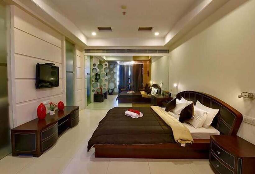 سوییت, Aarya Grand Hotels & Resorts