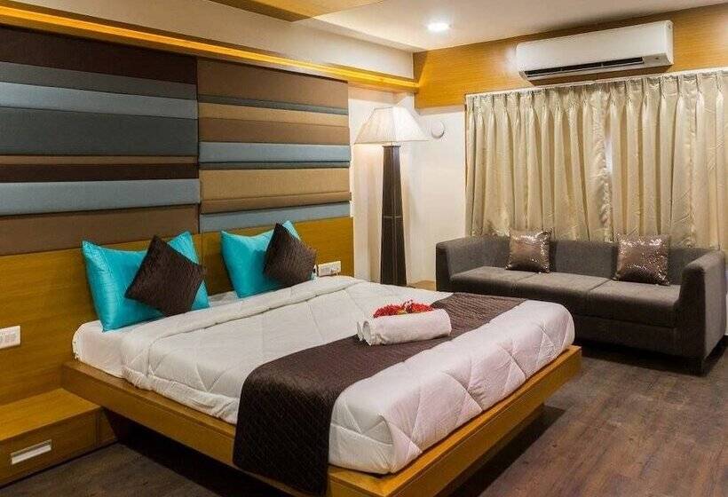 سوییت, Aarya Grand Hotels & Resorts