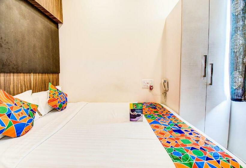 Номер Deluxe, Fabhotel Corporate Crown   Nr Jyoti Nivas University