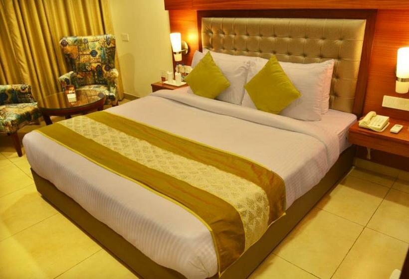 اتاق استاندارد با تخت بزرگ, Mint Hotel Premia Chandigarh, Zirakpur
