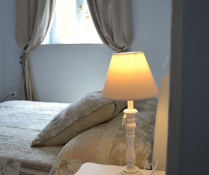 اتاق استاندارد, La Vecchia Tenenza B&b
